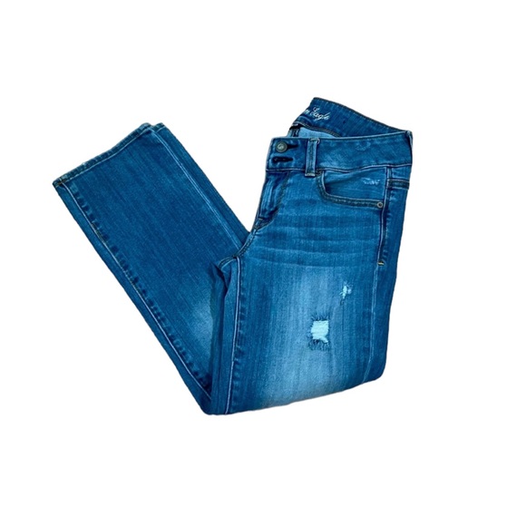 American Eagle Outfitters Denim - American Eagle Outfitters Jeans Size 4 Artist Stretch Blue in Color